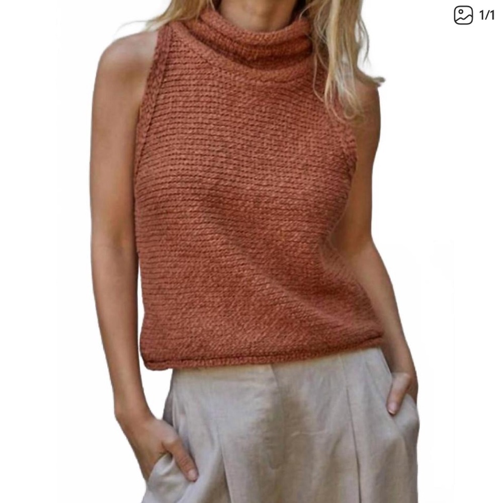 By Together Rust Sleeveless Turtleneck